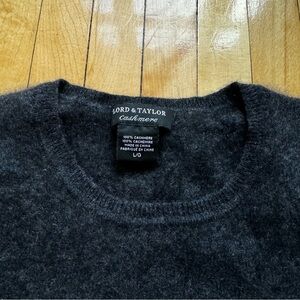 Lord & Taylor 100% cashmere sweater - dark heather grey